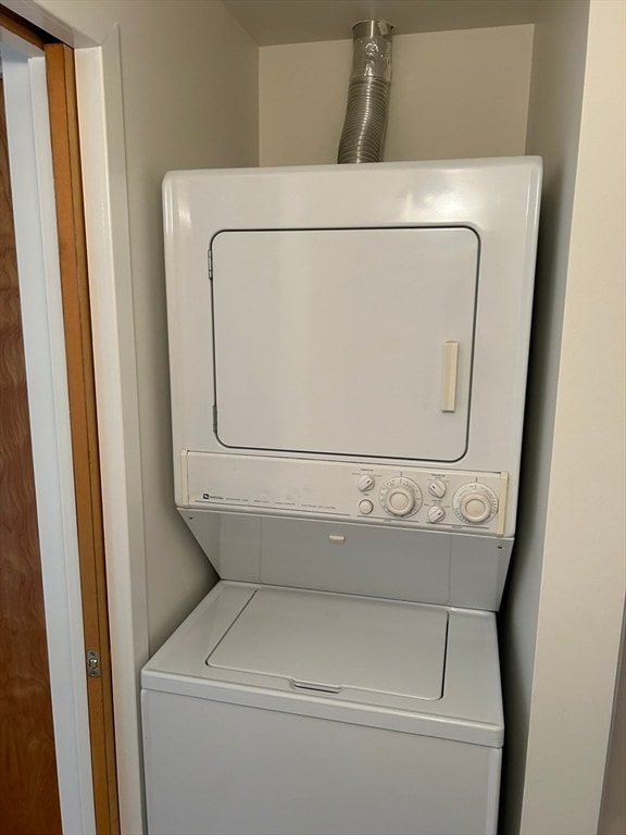 Building Photo - 20 Cutler St