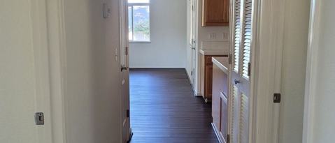 Building Photo - 153 Highlands Ct