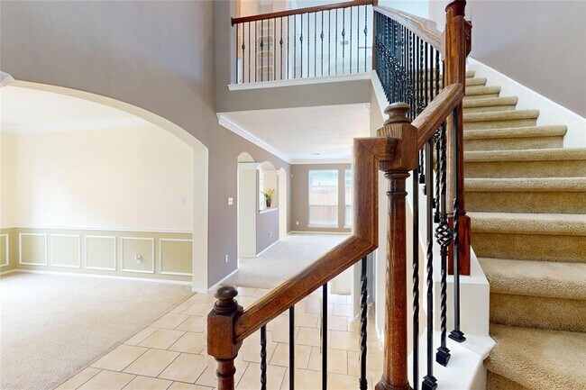 Building Photo - 5106 Laura Lee Ln