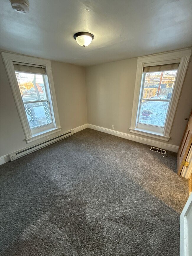 Building Photo - KS TriPlex