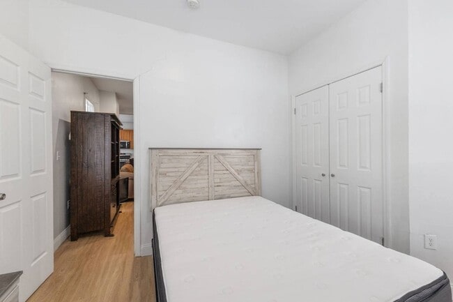 Building Photo - 2210 15th St