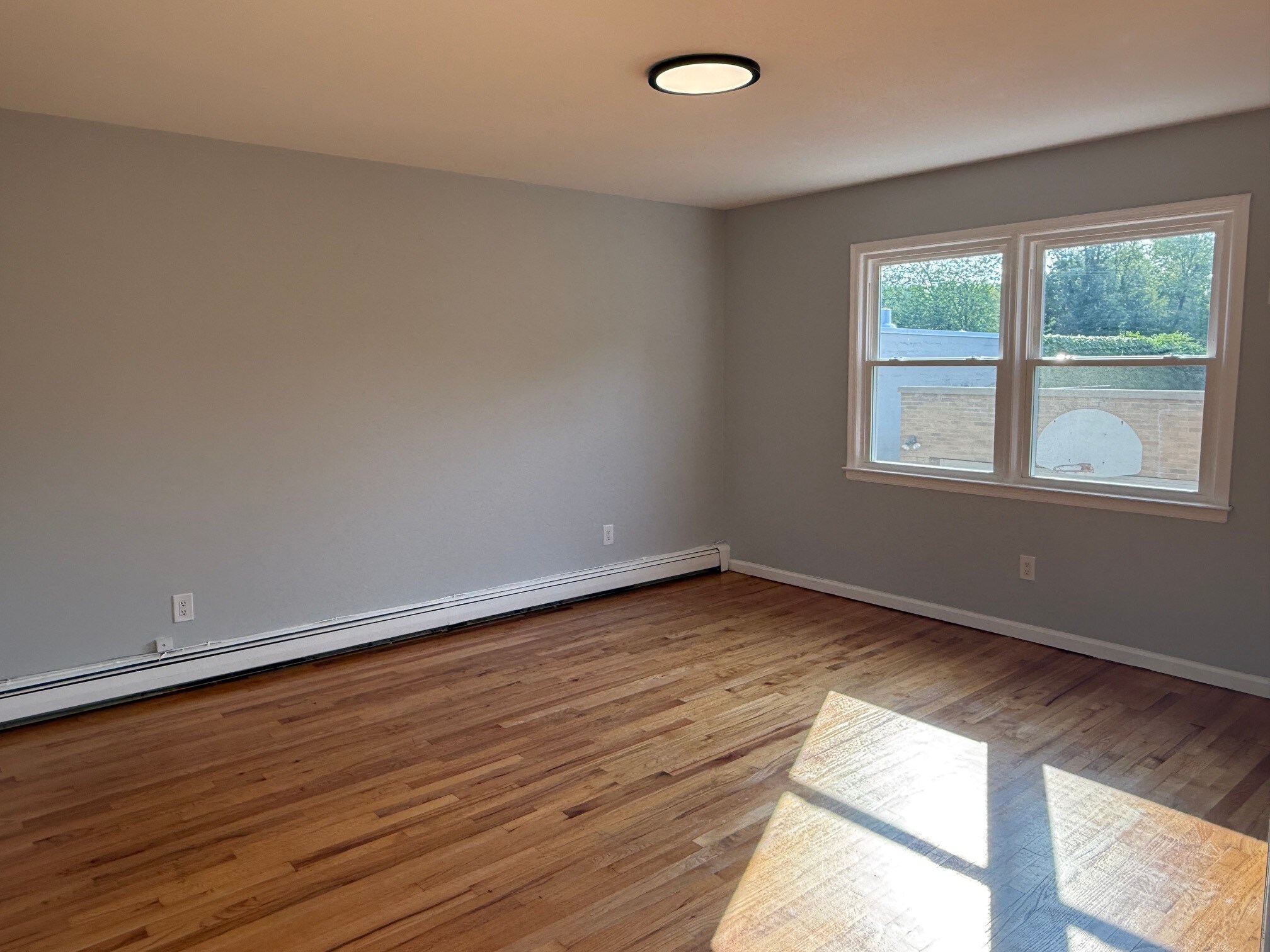 Building Photo - 286 Leonia Ave