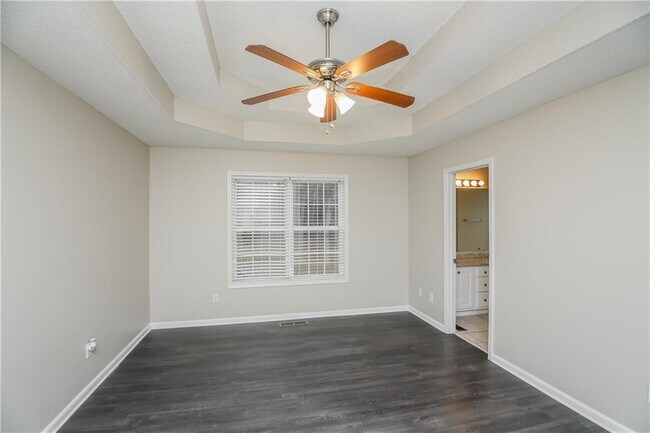 Building Photo - 320 Clear Brook Trail