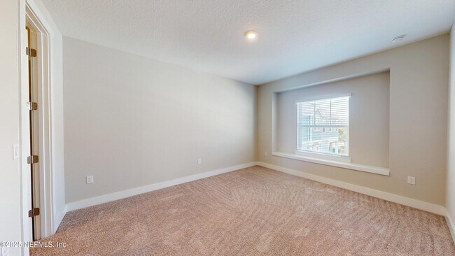 Building Photo - 7430 Beach Walk Place