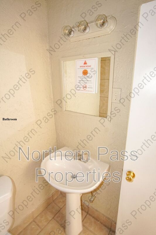 Building Photo - 1419 Wyoming Ave