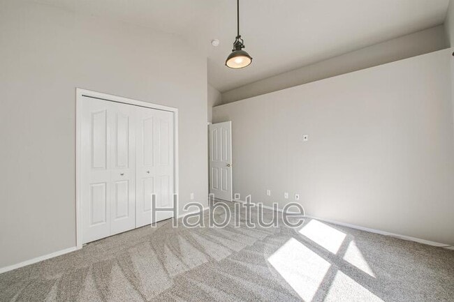 Building Photo - 13350 W Fringetree St
