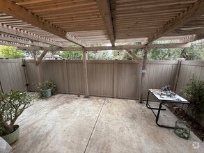 Building Photo - 1669 Tiburon Ct
