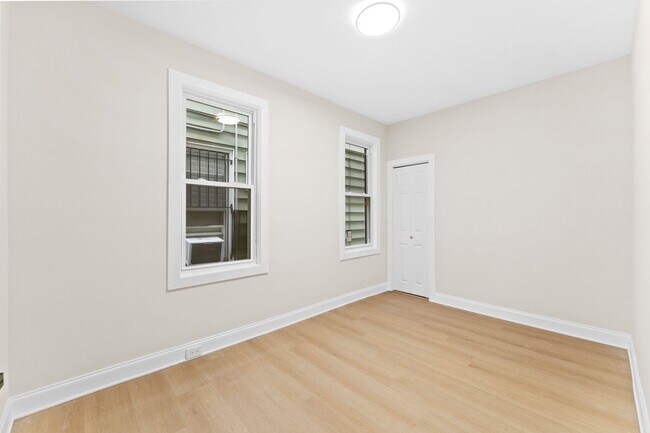 Building Photo - 64 Bostwick Ave