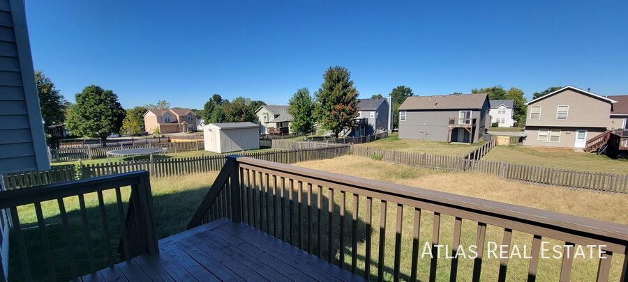 Building Photo - 8608 NE 111th St