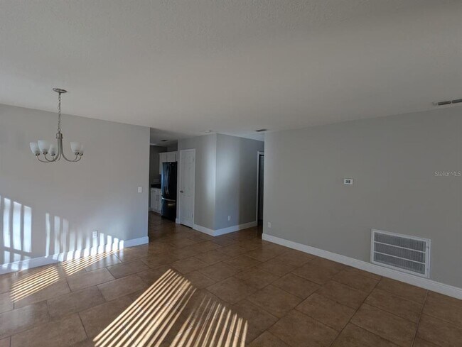 Building Photo - 1538 Algonkin Loop