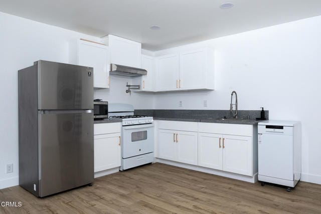Building Photo - 4578 Saviers Rd