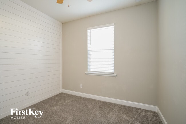 Building Photo - 3561 Bradley Creek Pkwy