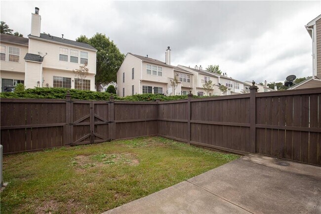 Building Photo - 1038 Annazanes Ct