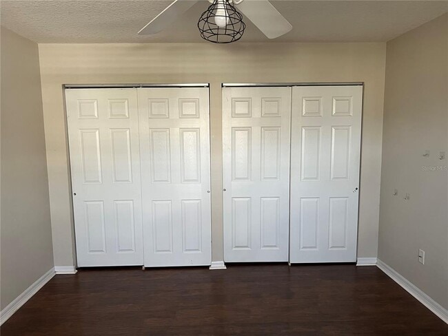 Building Photo - 1033 Willow Dr