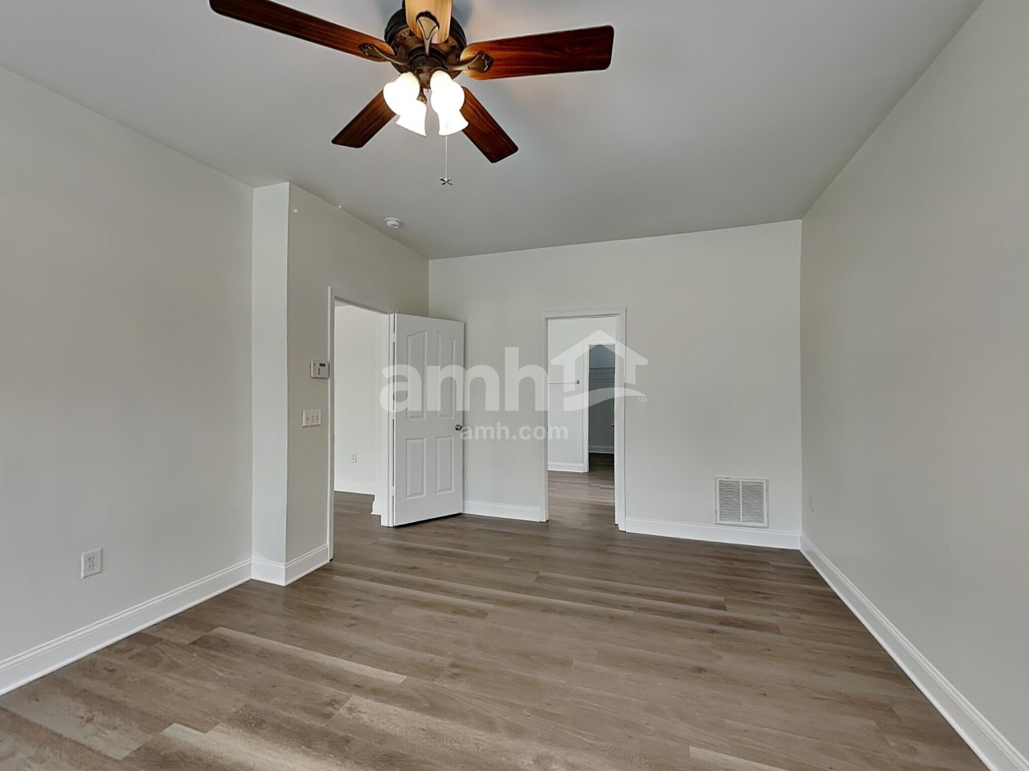 Building Photo - 404 Annaberg Ln