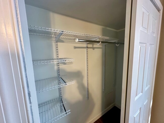 Building Photo - 26 Stoney Dr