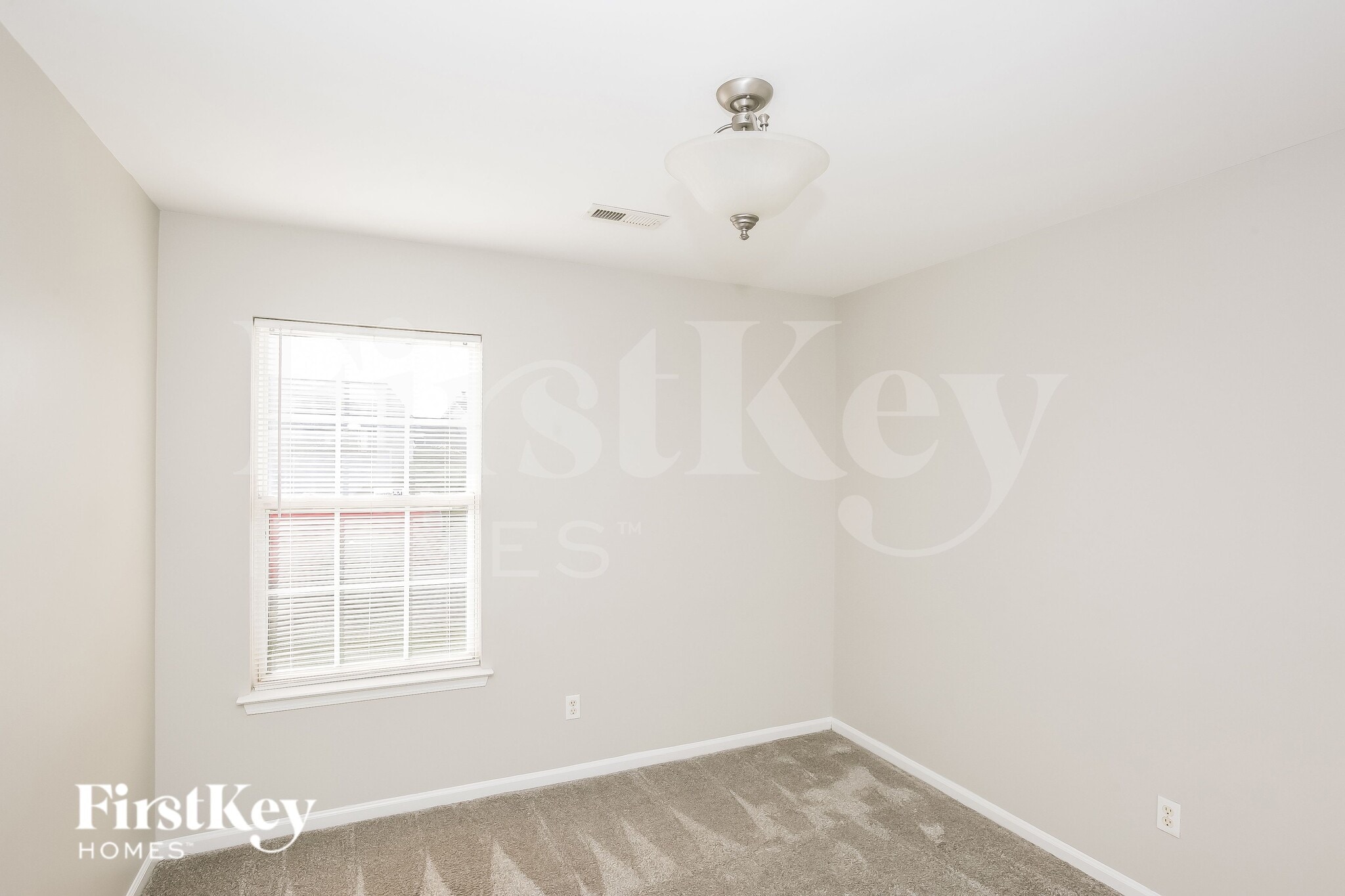 Building Photo - 11610 Banyan Ct