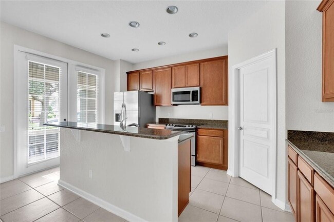 Building Photo - 7718 Anselmo Ln