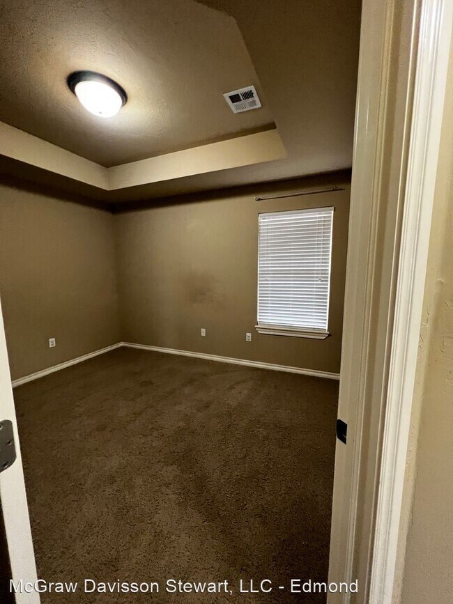 Building Photo - 3 br, 2 bath House - 1625 Savannah Lane