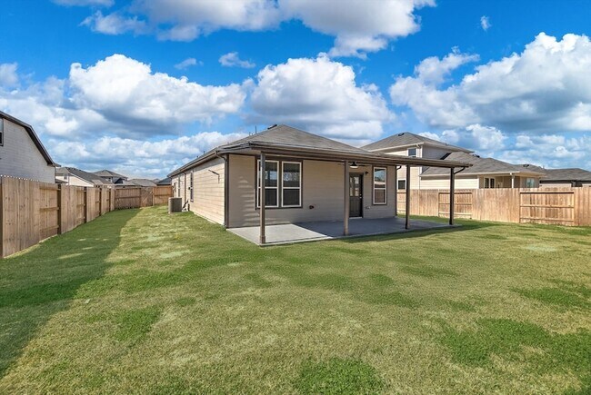 Building Photo - 519 Louis Ln