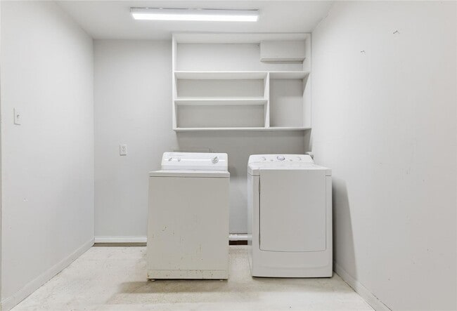 Building Photo - 7535 Olympia Dr