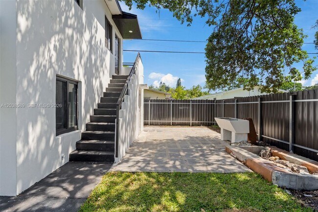 Building Photo - 1824 NW 47th St