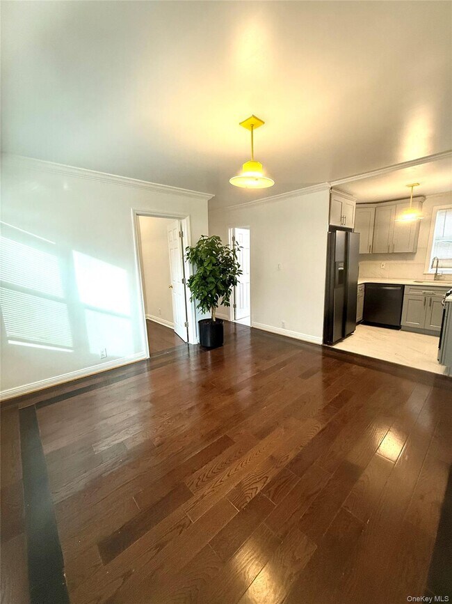 Building Photo - 1145 Astor Ave