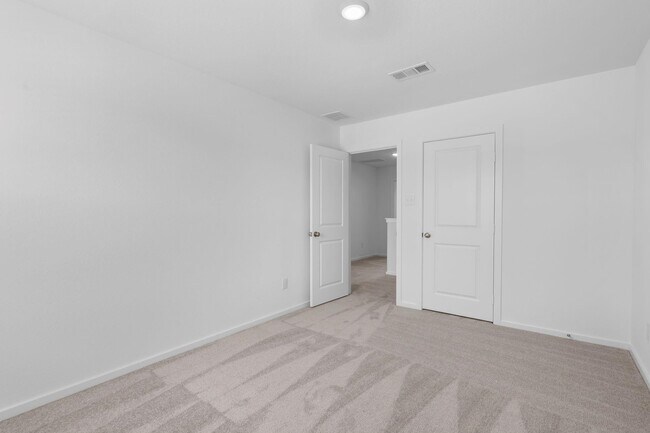 Building Photo - 24505 Red Hawthorn Trce