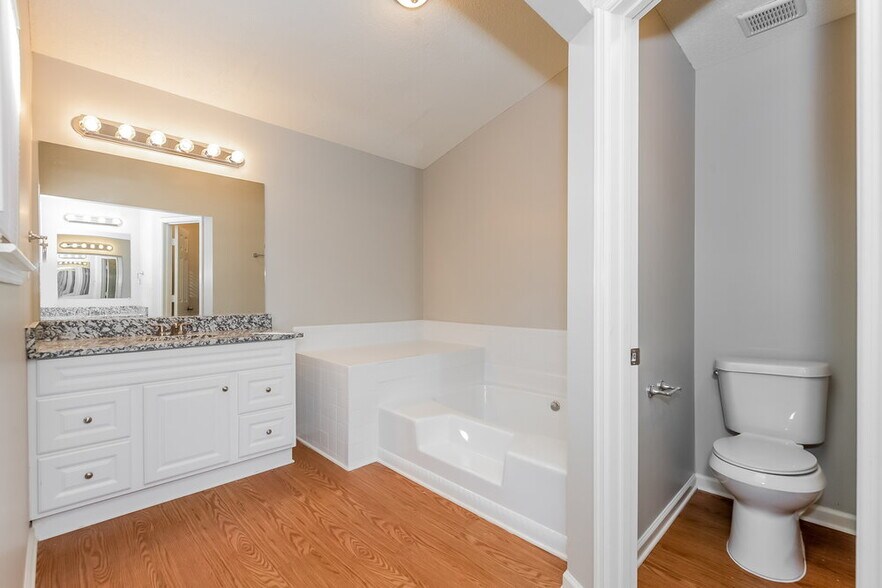 Building Photo - 1582 Glynn Ct