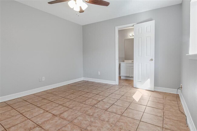 Building Photo - 4530 Adonis Dr