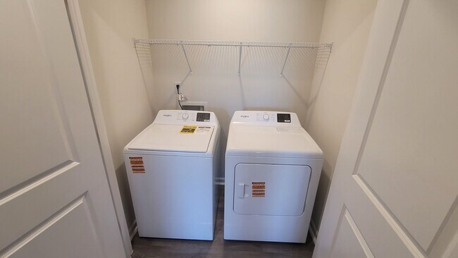 Building Photo - Beautiful New Townhome for Military Tenant