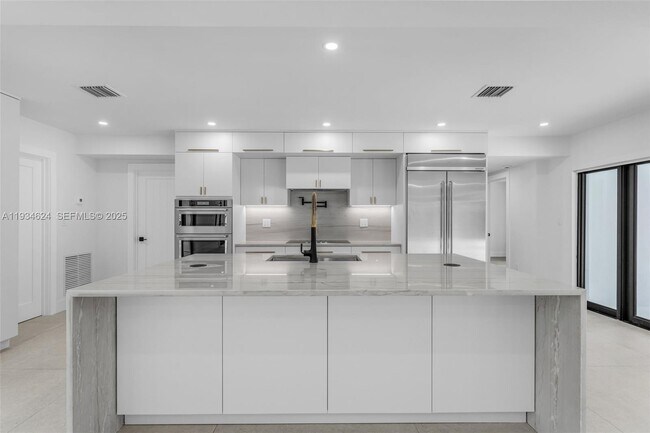 Building Photo - 7760 SW 125th Terrace