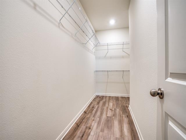 Building Photo - 233 Enchanted Way