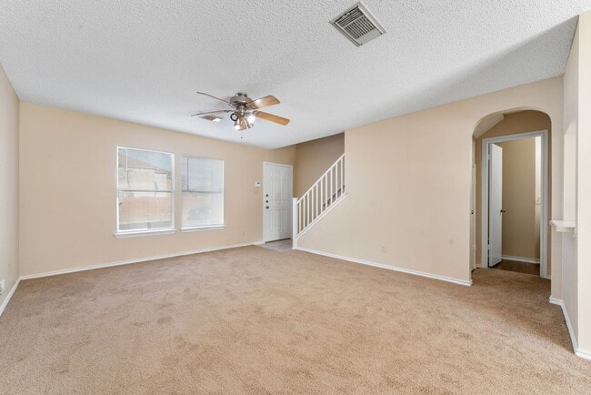 Building Photo - 7038 Cole Creek Dr