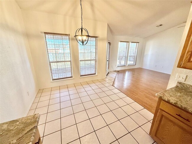 Building Photo - 2800 Gettysburg Dr