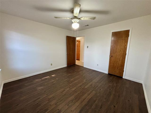 Building Photo - 1602 Carla Ave