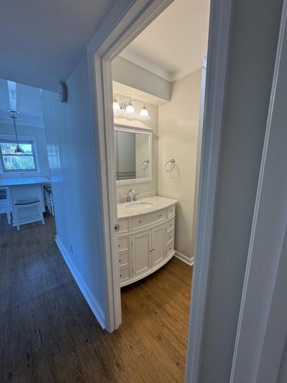 Building Photo - 303 3rd St