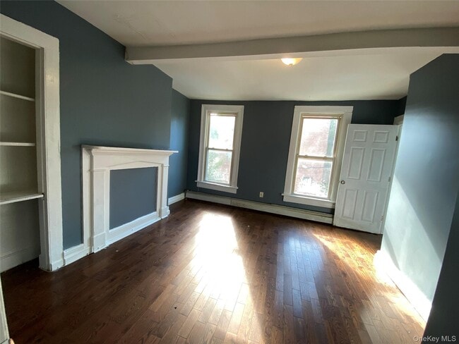 Building Photo - 31 Clark St