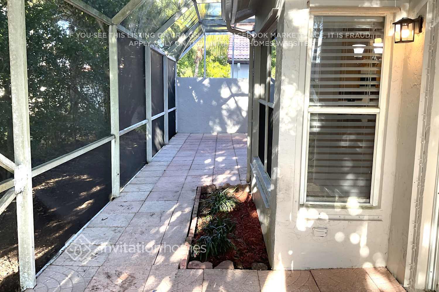 Building Photo - 450 SW 182nd Way