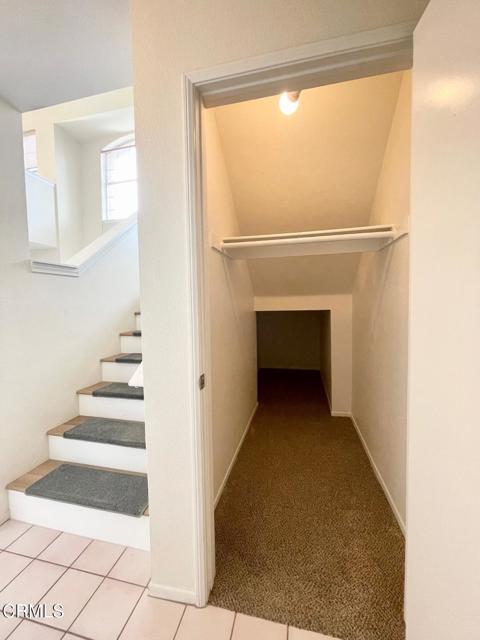 Building Photo - 723 Kingfisher Way