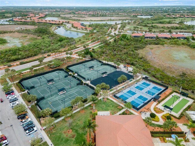 Building Photo - 10027 Crooked Crk Dr