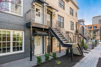 Building Photo - 90 Normandy Ave