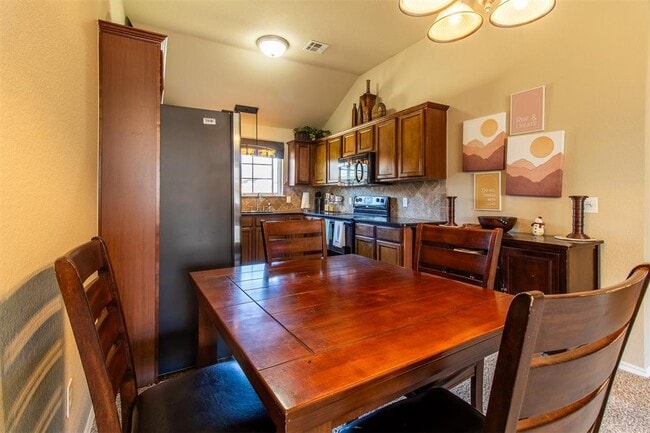 Building Photo - 900 Switzerland Ave