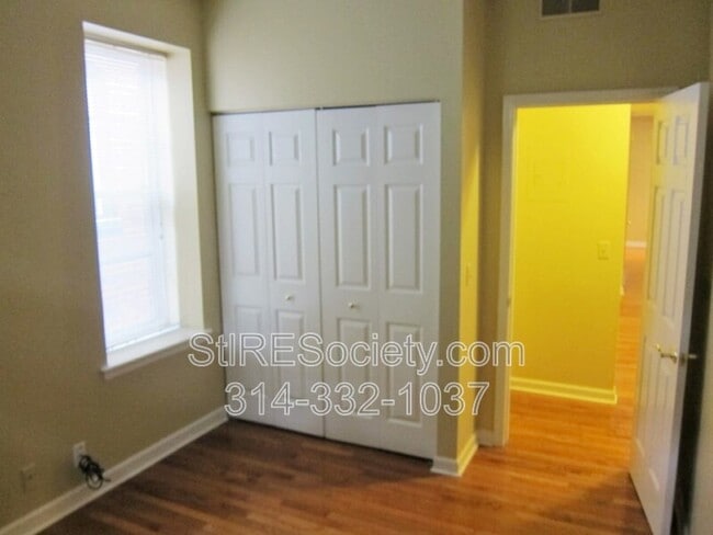 Building Photo - 3827 Shenandoah Ave