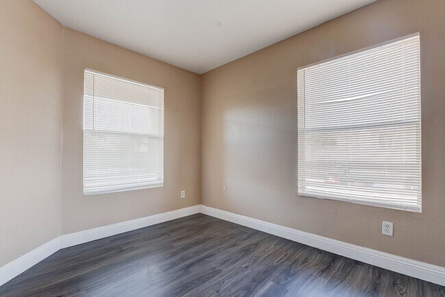 Building Photo - 6800 E Lake Mead Blvd