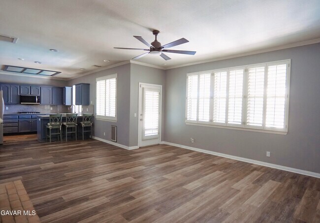 Building Photo - 43632 Colony Dr