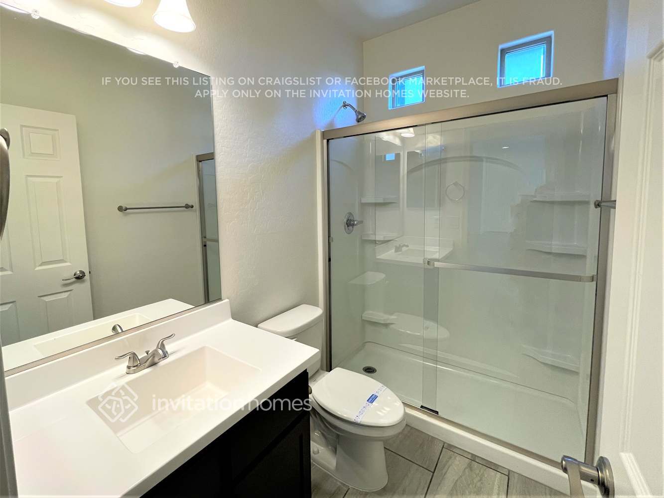 Building Photo - 320 N 56th Pl