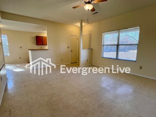 Building Photo - 121 Pembroke Ct