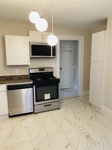 Building Photo - 445 3rd Ave