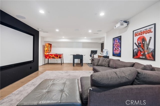 Building Photo - 332 Avenue E